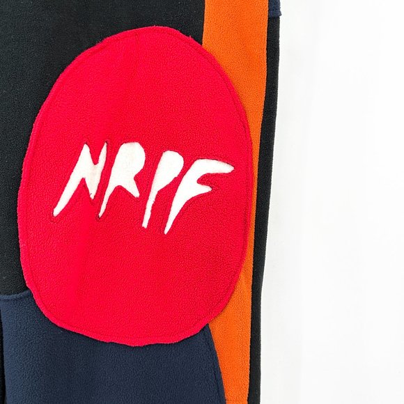 NWT Bethany Williams AW20 Multicolor "NRPF" Recycled Fleece Joggers sz M - Picture 5 of 8